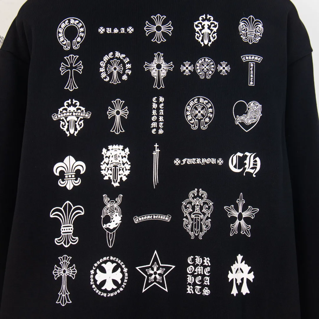 P280 zp version [exclusive supply] Chrome Hearts/Chrome Hearts 2025Fw new autumn and winter 420g pullover round neck long-sleeved sweatshirt CH back hodgepodge horseshoe Sanskrit cross offset letter logo embossing process same style for men and women brand classic pure cotton fabric official synchronization high version high quality fashion personality versatile trend pure original quality original fabric hangtag collar label washed wheat three complete labels Color: black white Size: XS S M L Number: YK10713
